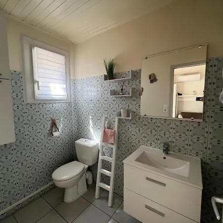 Appartement T2 à 100m De La Plage, Parking Privé